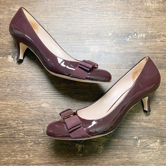 Salvatore Ferragamo Carla Pumps Kitten Heel in Burgundy/Wine Color - Picture 1 of 11